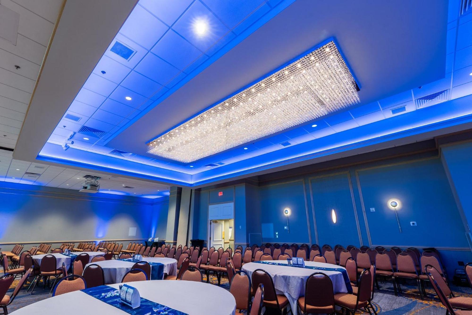 Holiday Inn Portland-By The Bay By Ihg Экстерьер фото